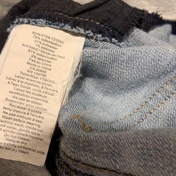 Thyme Maternity medium/light wash jeans size XXL pants with a belly band - Picture 8 of 10